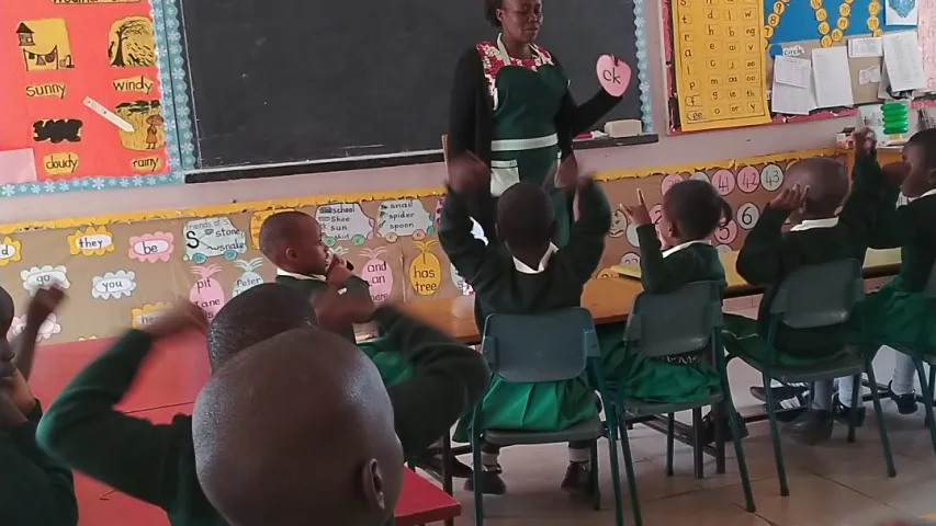 Nursery Class at Dade Learns to Blend Sounds